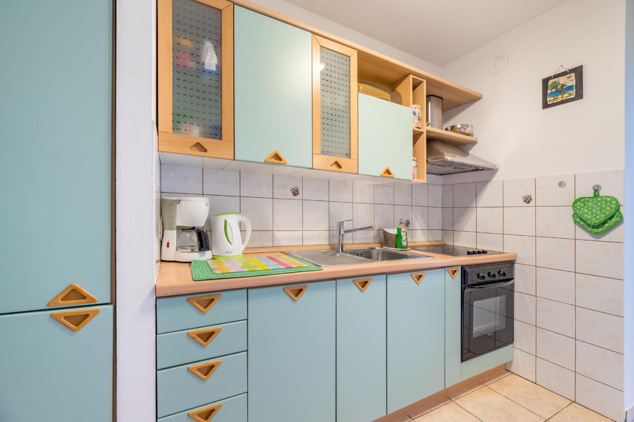 Lily Apartment Baška Екстериор снимка