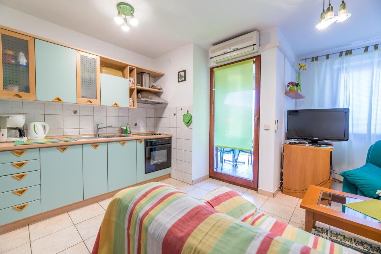 Lily Apartment Baška Екстериор снимка